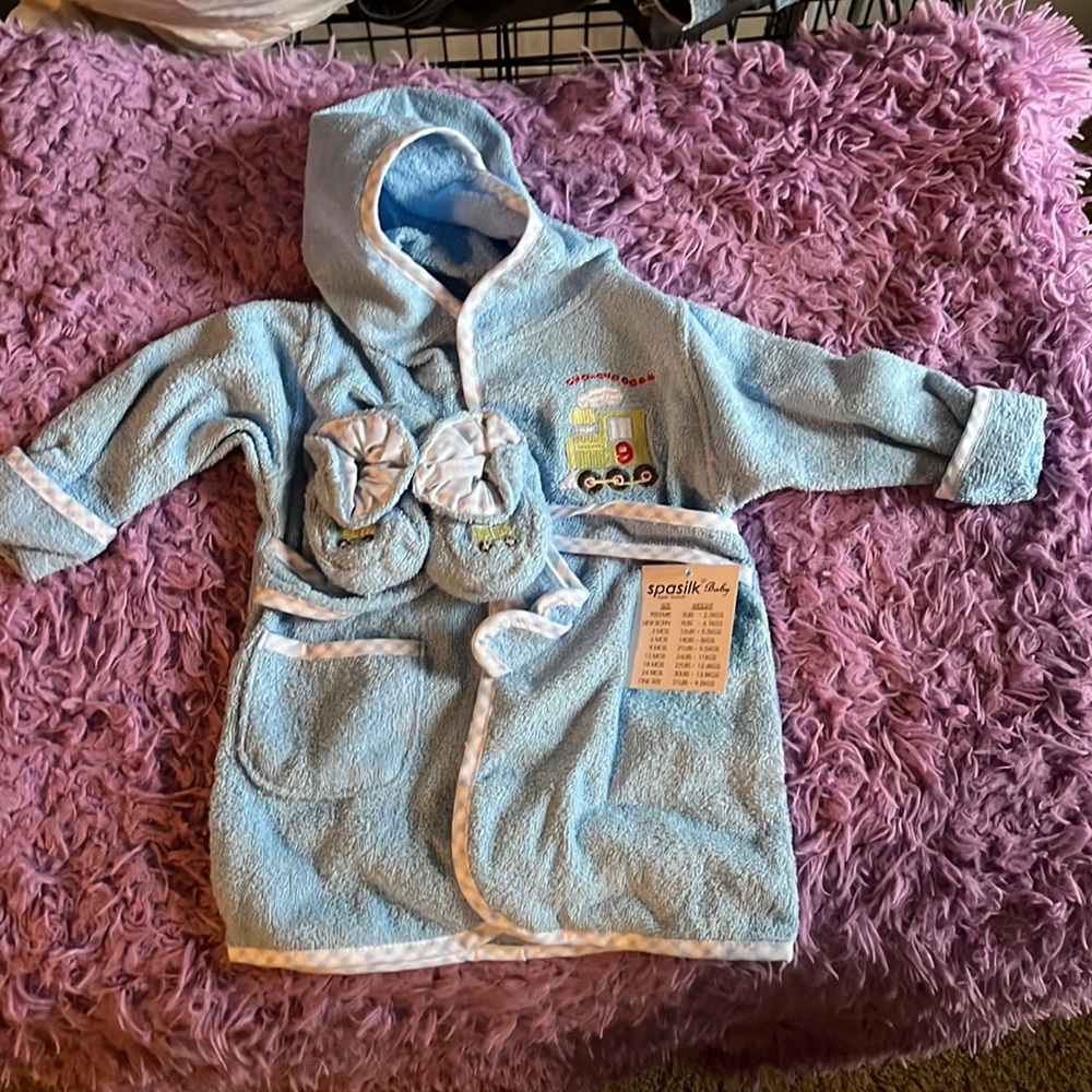 NWT! Baby boy robe and booties!